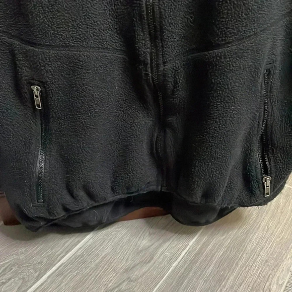 The northface fleece vest - Picture 3 of 6